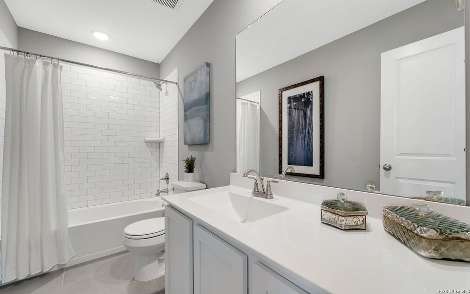 Furnished interior view inside a new home in Laurel Vistas, San Antonio (Image 23).