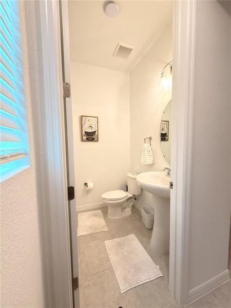 Furnished interior view inside a new home in , Davenport (Image 14).