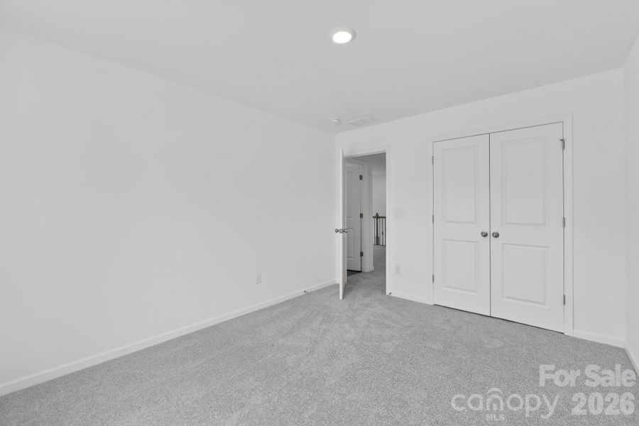 Spacious, unfurnished interior of a new home in Creekside Cottages, Bessemer City (Image 25).