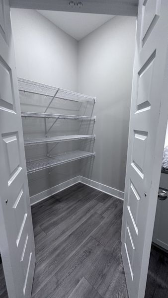 Spacious, unfurnished interior of a new home in Veterans Cove, Murfreesboro (Image 26).