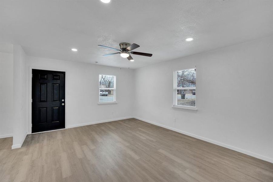 Spacious, unfurnished interior of a new home in , Cleburne (Image 22). Spacious, unfurnished interior of a new home in , Cleburne (Image 22).