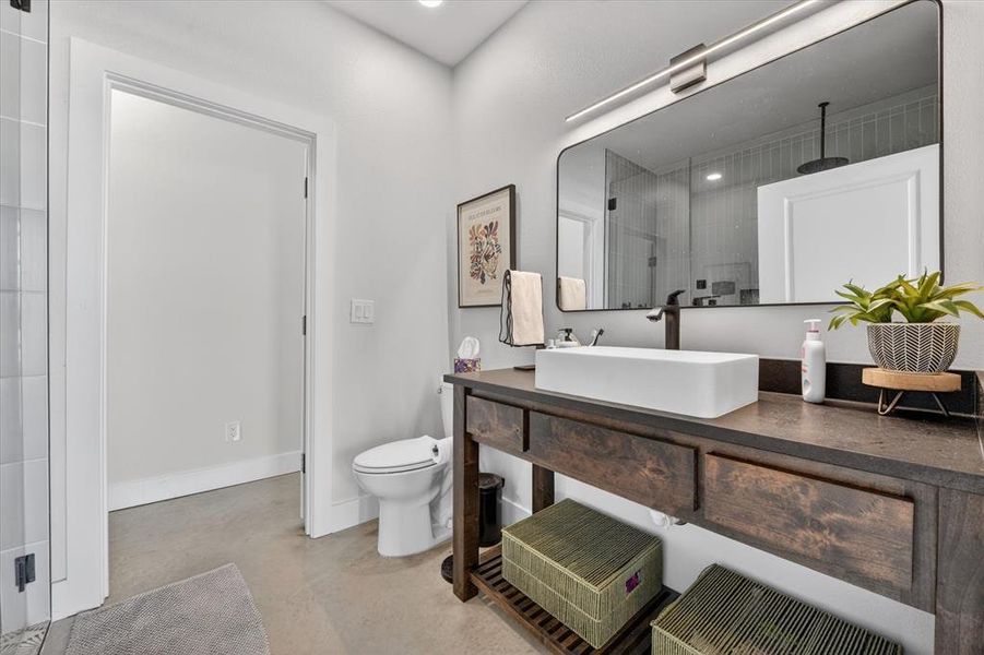 Furnished interior view inside a new home in , Ponder (Image 10).