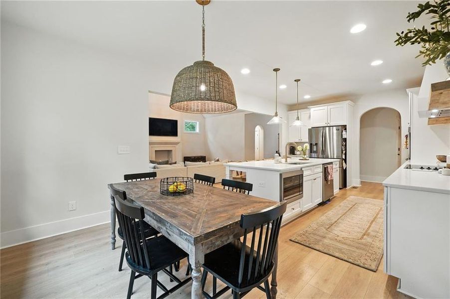Furnished interior view inside a new home in , Acworth (Image 42).