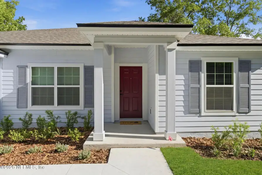 Exterior details and patio area of a home in , Jacksonville (Image 24).