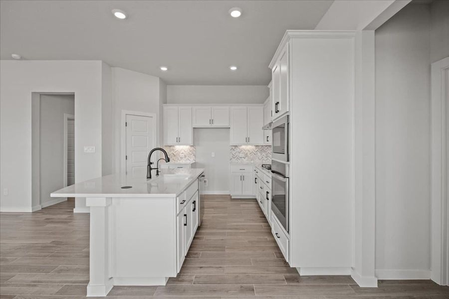 Furnished interior view inside a new home in Meyer Ranch, New Braunfels (Image 9). Furnished interior view inside a new home in Meyer Ranch, New Braunfels (Image 9).