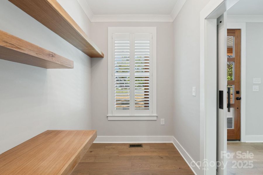 Spacious, unfurnished interior of a new home in , Lewisville (Image 41).