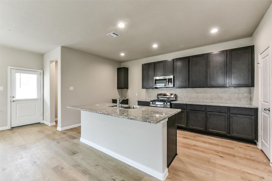 Furnished interior view inside a new home in King Oaks Village, Baytown (Image 7). Furnished interior view inside a new home in King Oaks Village, Baytown (Image 7).