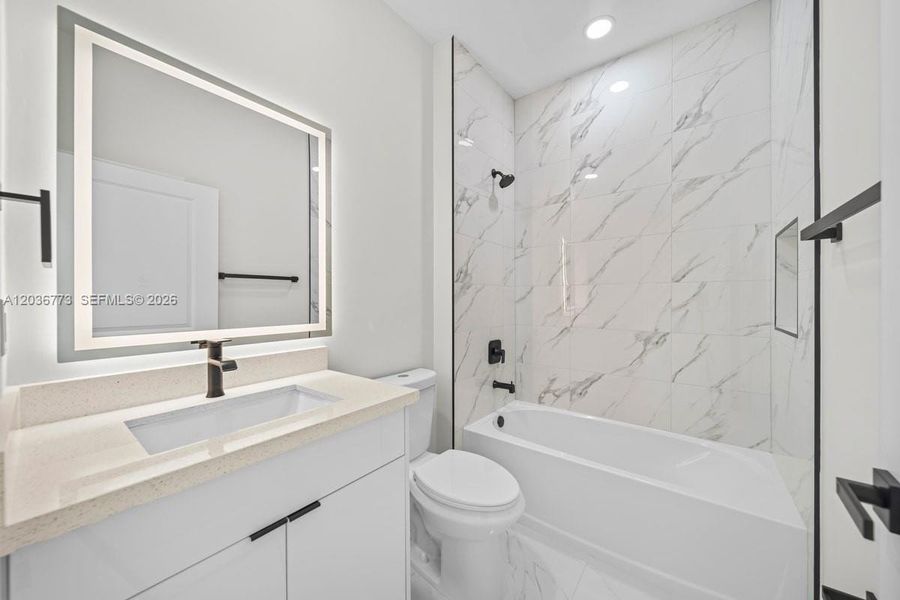 Furnished interior view inside a new home in , Cape Coral (Image 13).