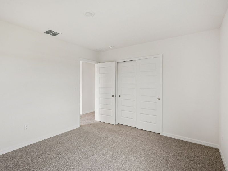 Spacious, unfurnished interior of a new home in Two Rivers - Premier Series, Zephyrhills (Image 10).