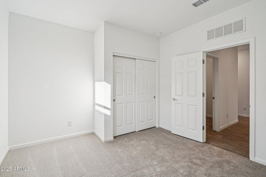 21-web-or-mls-W Moeller Rd-S2111-021