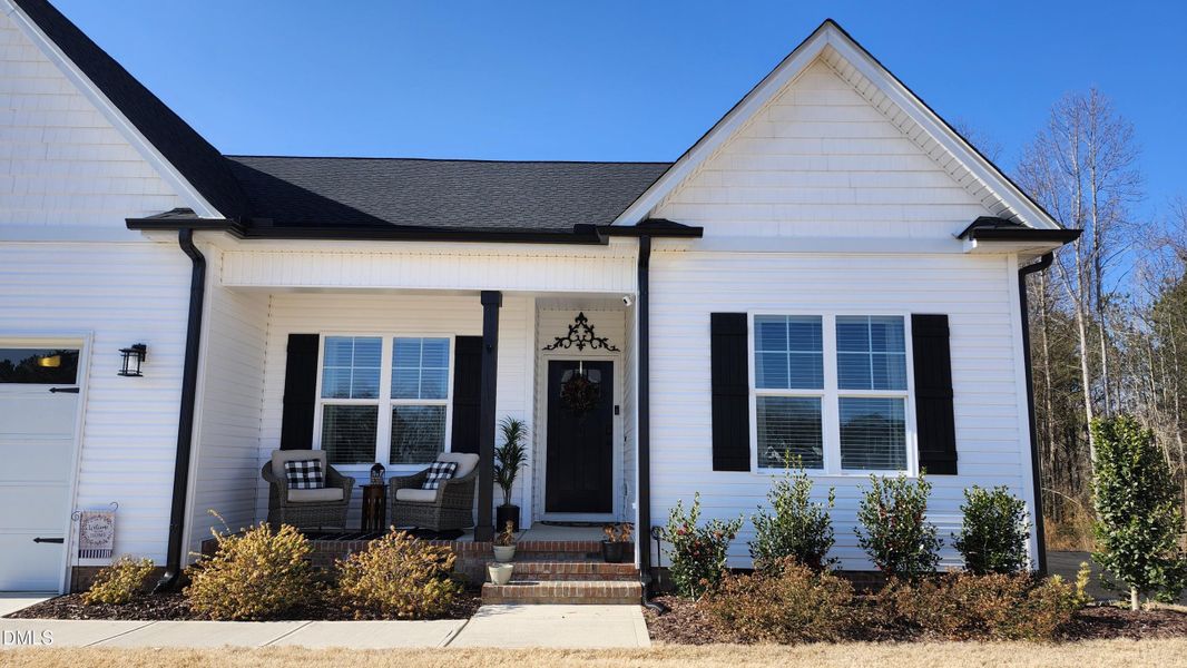 So much curb appeal!