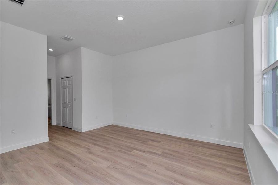 Spacious, unfurnished interior of a new home in , Ocala (Image 34). Spacious, unfurnished interior of a new home in , Ocala (Image 34).