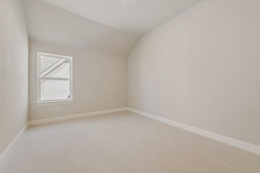 Spacious, unfurnished interior of a new home in Monterra, Fate (Image 30).