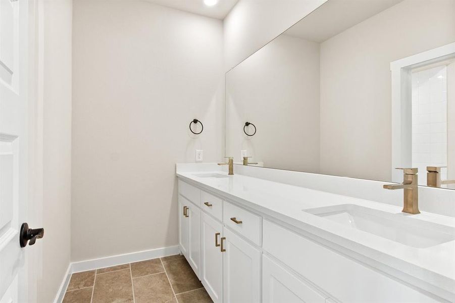 026-2028AldrichRoad-Celina-TX-75009-Bathroom3.jpg-SMALL