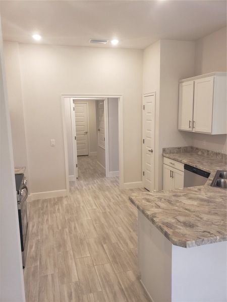 Furnished interior view inside a new home in Royal Highlands, Weeki Wachee (Image 3).