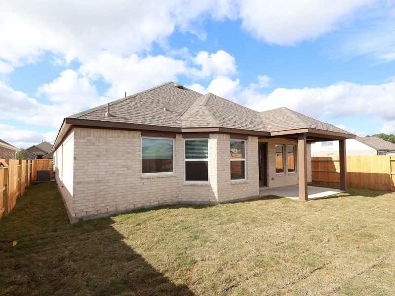 Exterior details and patio area of a home in Sorella, Tomball (Image 3).