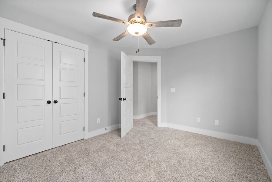 Spacious, unfurnished interior of a new home in New Hope Estates, Clarksville (Image 19).