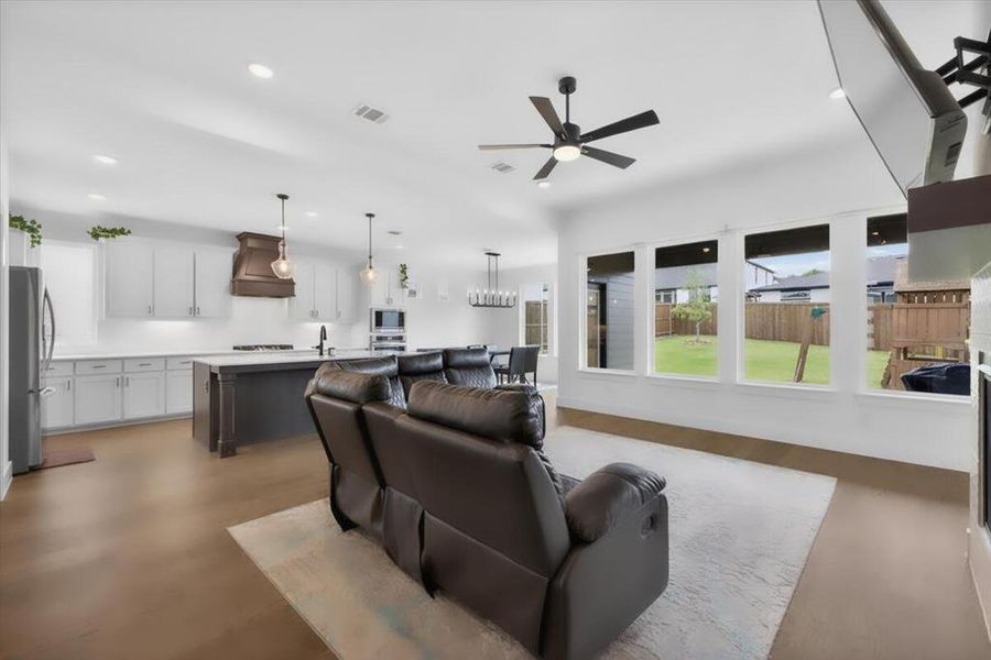 Furnished interior view inside a new home in Talon Hills, Fort Worth (Image 6).