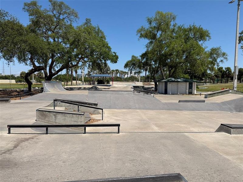 Community amenities in , St. Petersburg (Image 80).