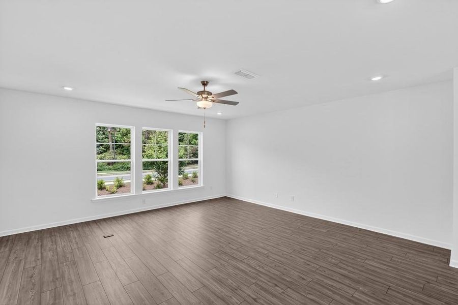 Spacious, unfurnished interior of a new home in Chandler Run, Tucker (Image 29).