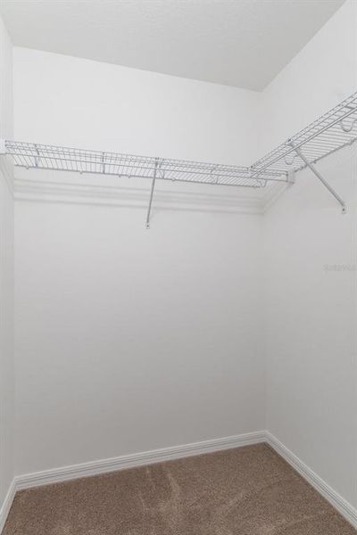 Spacious, unfurnished interior of a new home in , Weeki Wachee (Image 34).