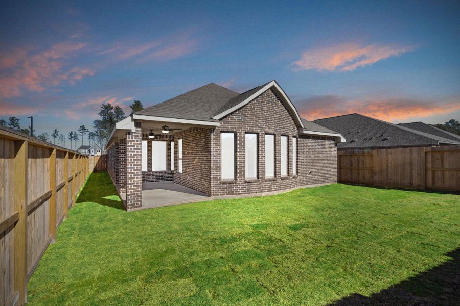 Exterior details and patio area of a home in The Highlands 45', Porter (Image 21).