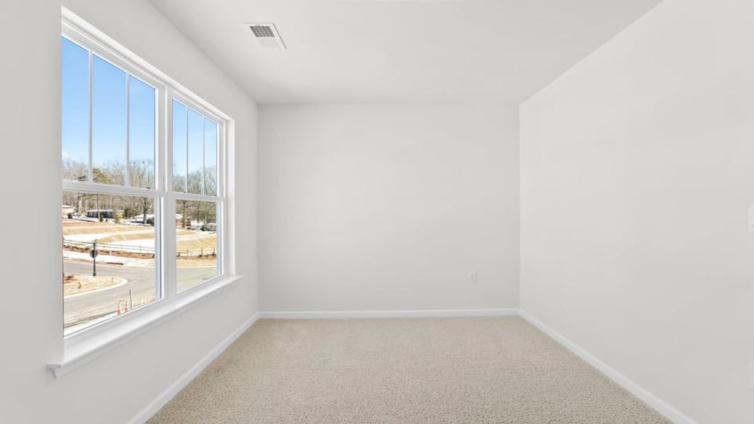 Spacious, unfurnished interior of a new home in Varner Station, Woodruff (Image 35).