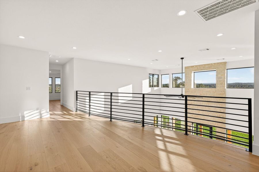 Spacious, unfurnished interior of a new home in , Horseshoe Bay (Image 24). Spacious, unfurnished interior of a new home in , Horseshoe Bay (Image 24).