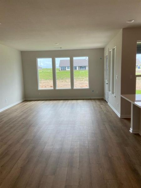 Spacious, unfurnished interior of a new home in Hillview Addition, Decatur (Image 6).