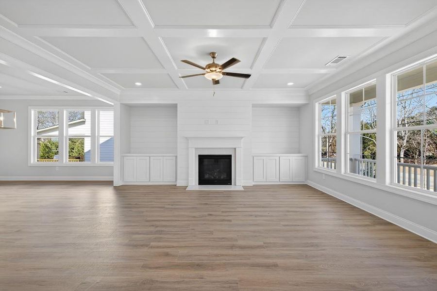 Spacious, unfurnished interior of a new home in Hemingway, Flowery Branch (Image 31).