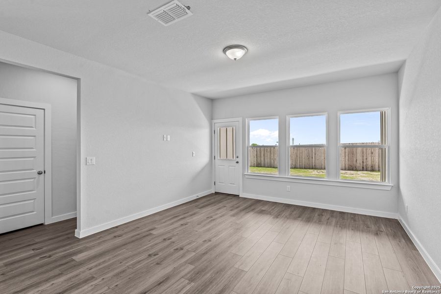 Spacious, unfurnished interior of a new home in Weltner Farms 50’s, New Braunfels (Image 24). Spacious, unfurnished interior of a new home in Weltner Farms 50’s, New Braunfels (Image 24).