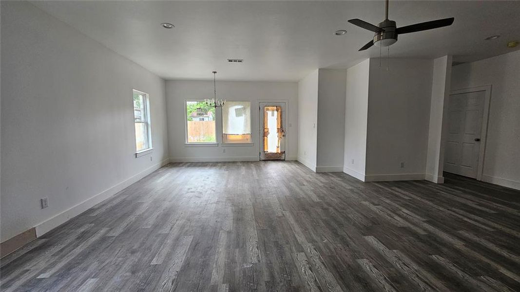 Spacious, unfurnished interior of a new home in , Terrell (Image 17). Spacious, unfurnished interior of a new home in , Terrell (Image 17).