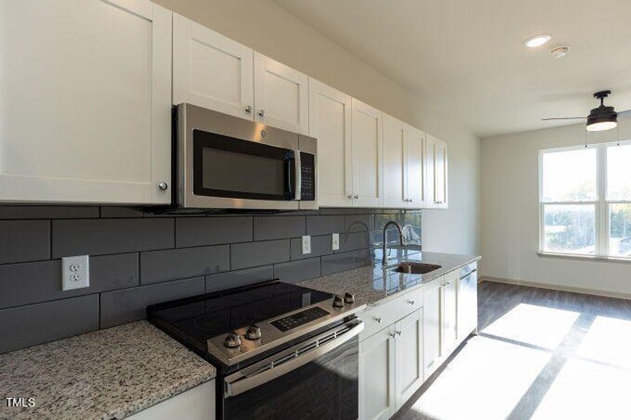 004-680x453-kitchen-dining