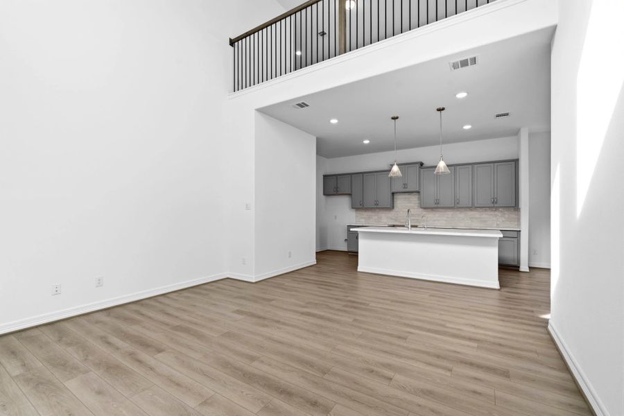 Spacious, unfurnished interior of a new home in Wildrye, Waller (Image 15).