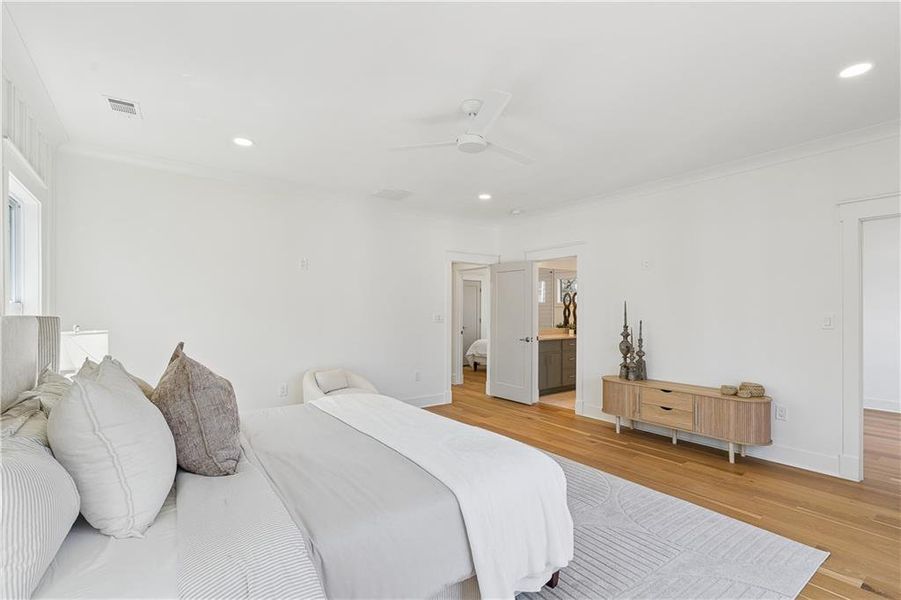Furnished interior view inside a new home in , Atlanta (Image 9).