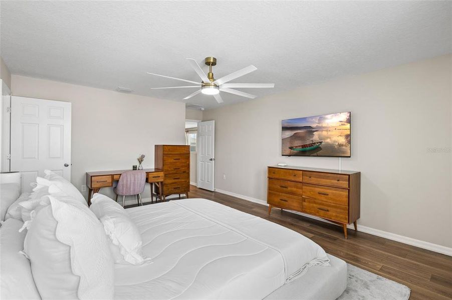Furnished interior view inside a new home in Hawkstone, Lithia (Image 12).