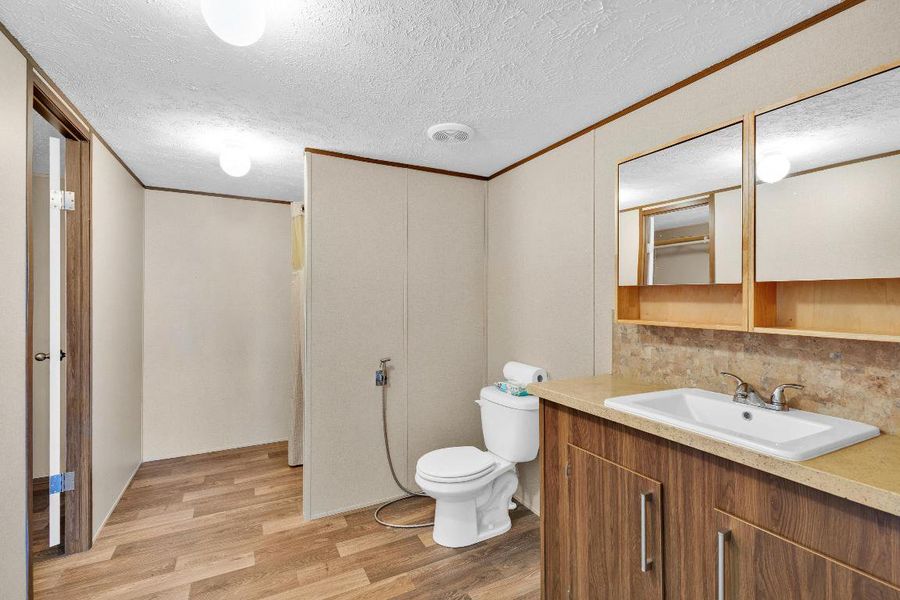 Main House Primary Bathroom