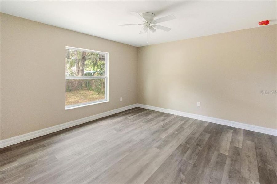 Spacious, unfurnished interior of a new home in , Lakeland (Image 6).