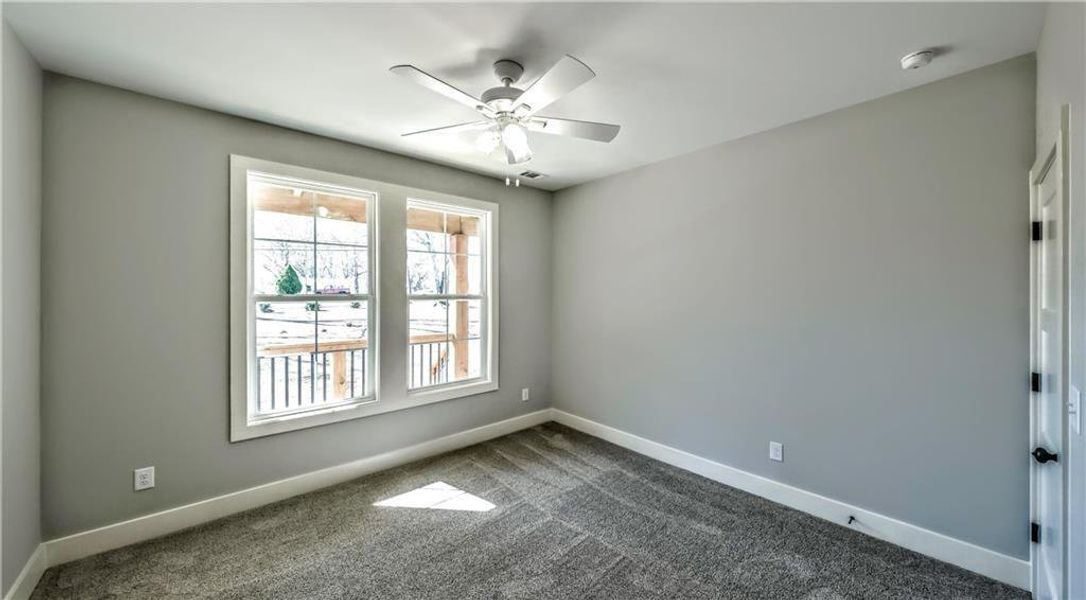 Spacious, unfurnished interior of a new home in , Temple (Image 29).