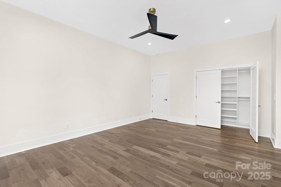 Spacious, unfurnished interior of a new home in , Charlotte (Image 23).