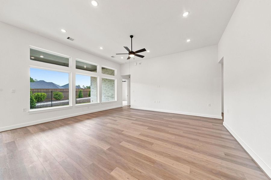 Spacious, unfurnished interior of a new home in The Highlands, Porter (Image 35).