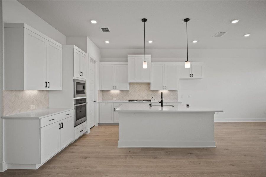 *PHOTO REPRESENTATIVE OF FLOORPLAN ONLY*