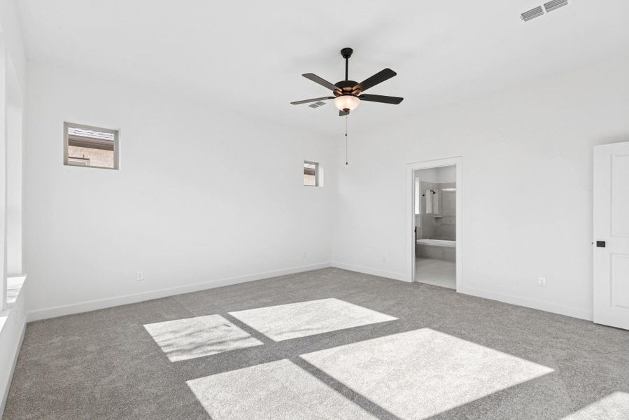Spacious, unfurnished interior of a new home in Meridiana 55' Homesites, Manvel (Image 29).