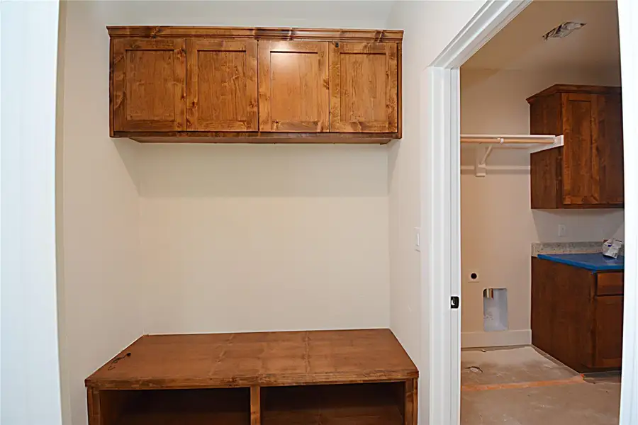 Image 13 of a home in . Image 13 of a home in .