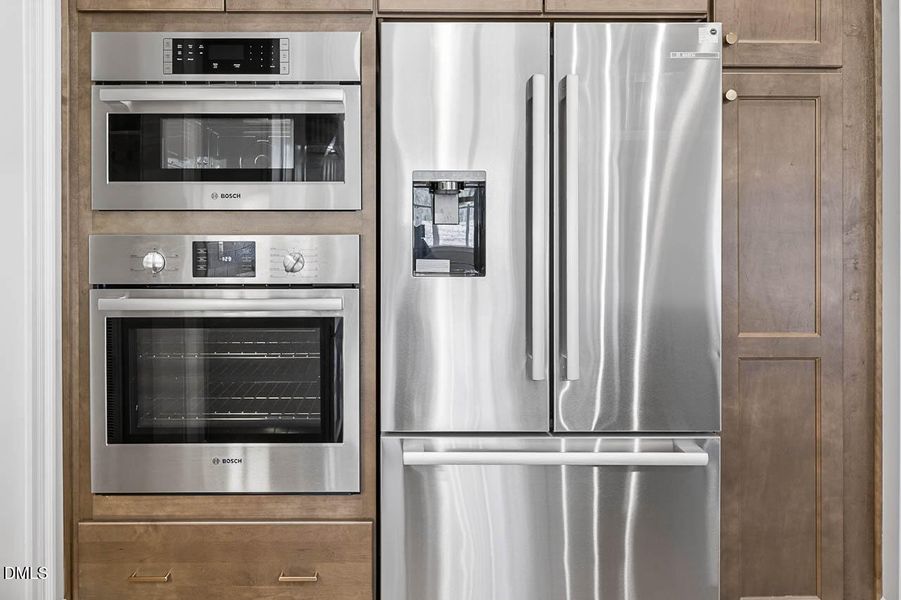 1616 River Bend Ln interior-12