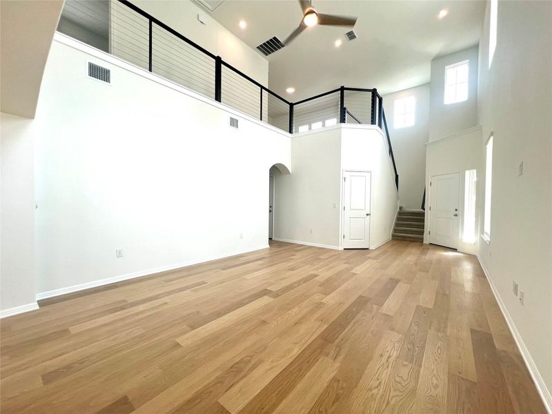 Photos of similar home. Actual home under construction.