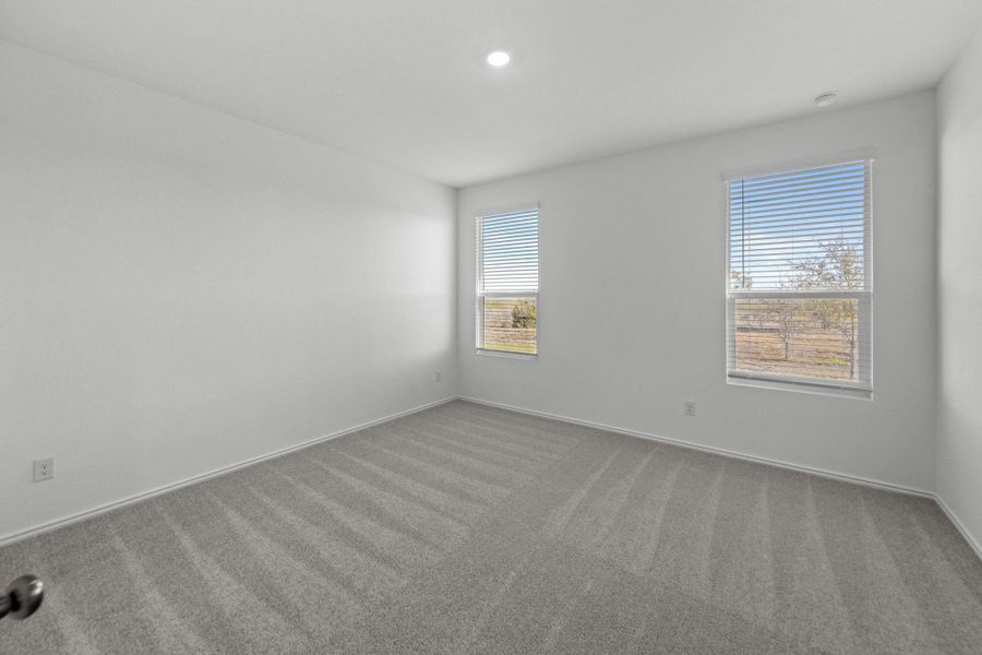 Spacious, unfurnished interior of a new home in Schriber Ranch, Mustang Ridge (Image 14). Spacious, unfurnished interior of a new home in Schriber Ranch, Mustang Ridge (Image 14).