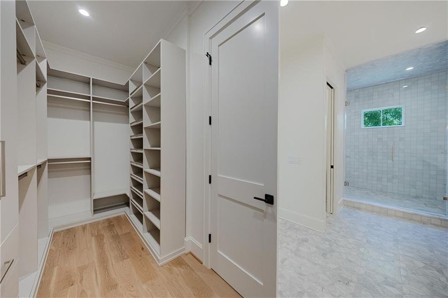 Spacious, unfurnished interior of a new home in , Atlanta (Image 106). Spacious, unfurnished interior of a new home in , Atlanta (Image 106).