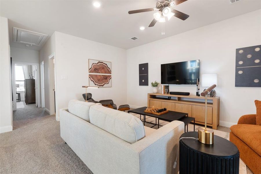Furnished interior view inside a new home in Waterbend, Euless (Image 7).