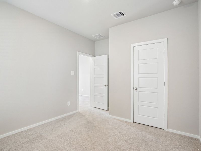 Spacious, unfurnished interior of a new home in Riviera Pines - Classic Series, Conroe (Image 14).